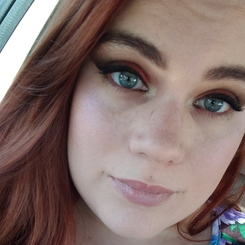 Meet your Posher, Raeleigh